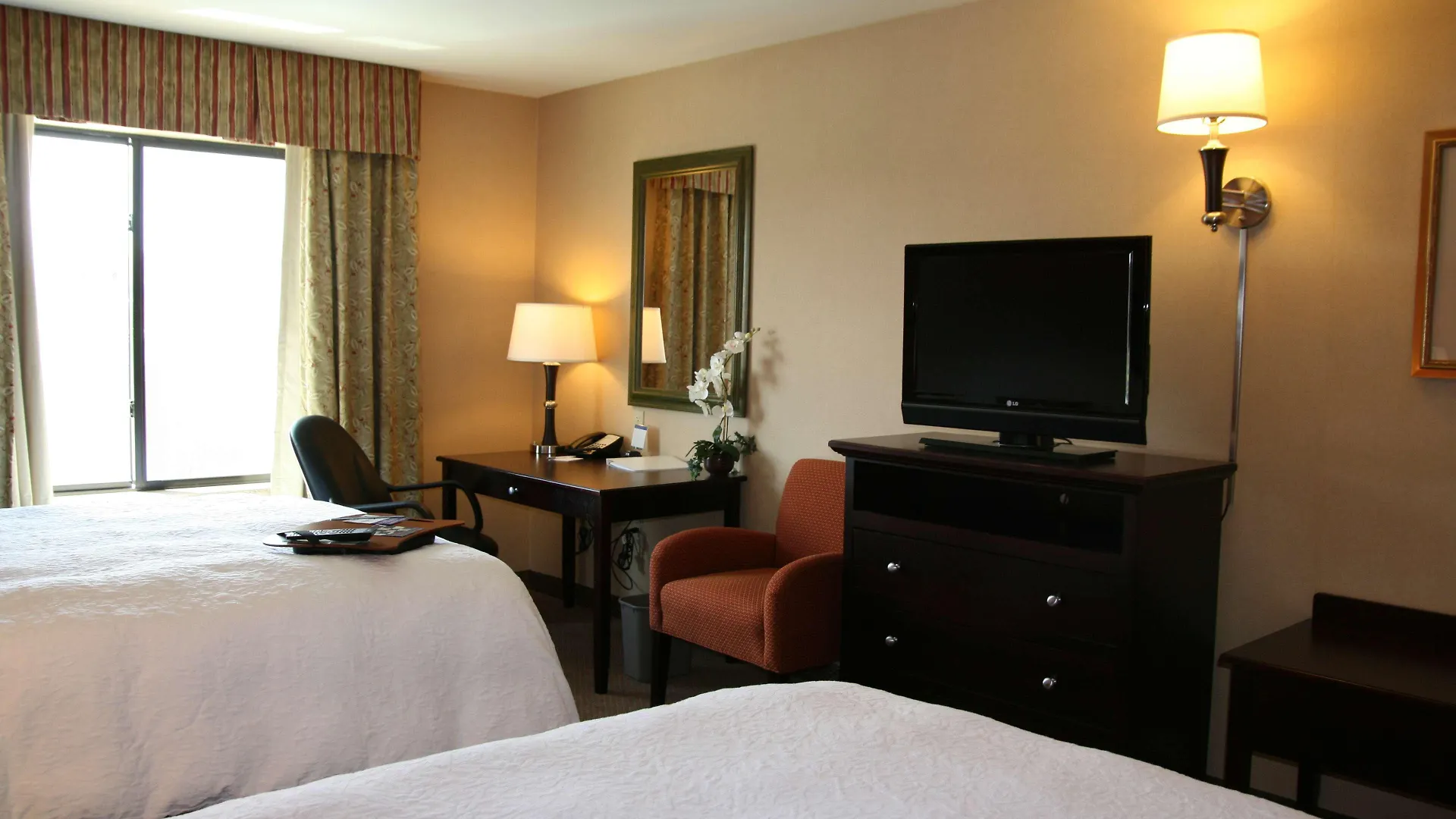 Hampton Inn Las Vegas/North Speedway 3*,
