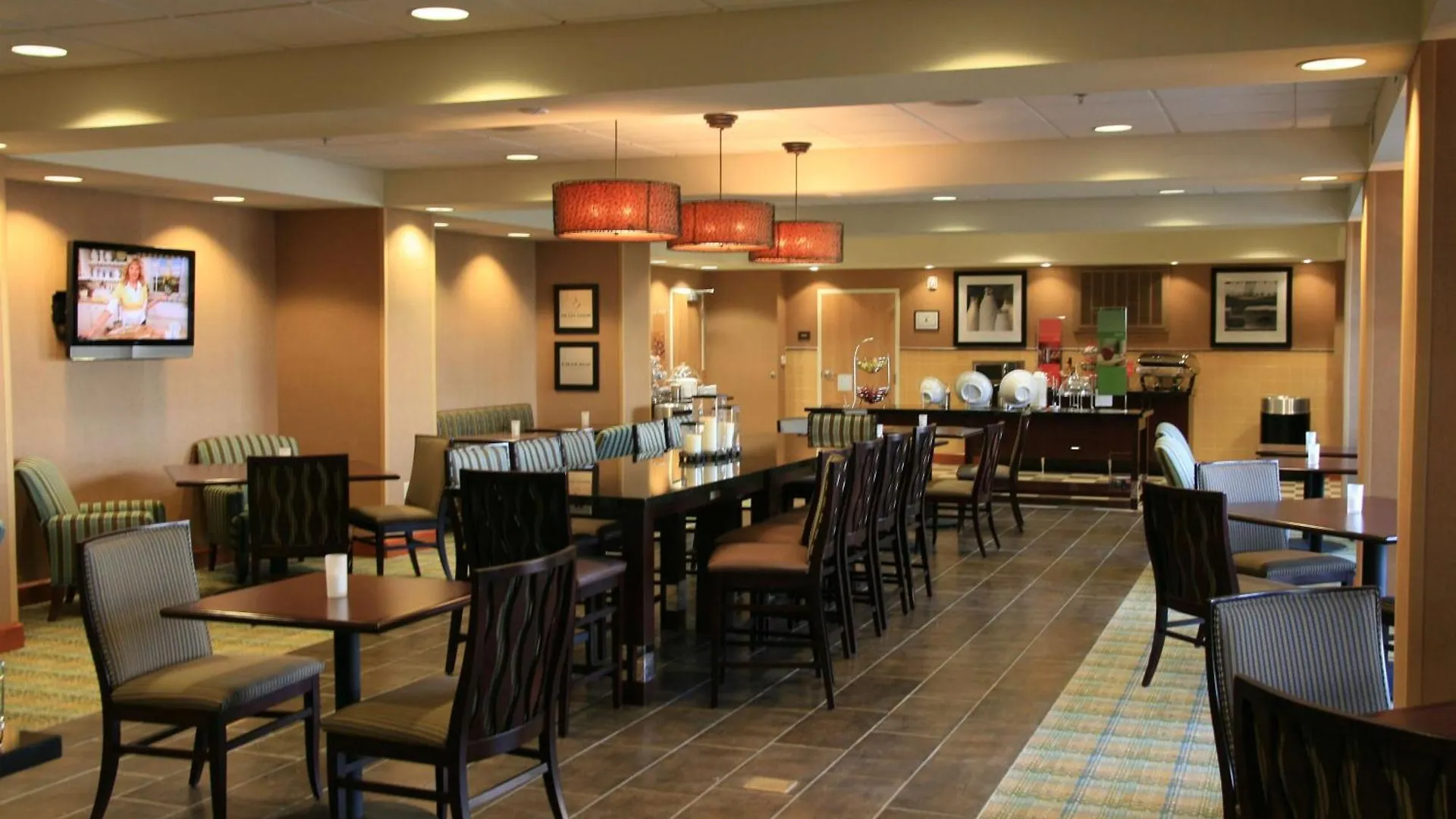 Hampton Inn Las Vegas/North Speedway USA