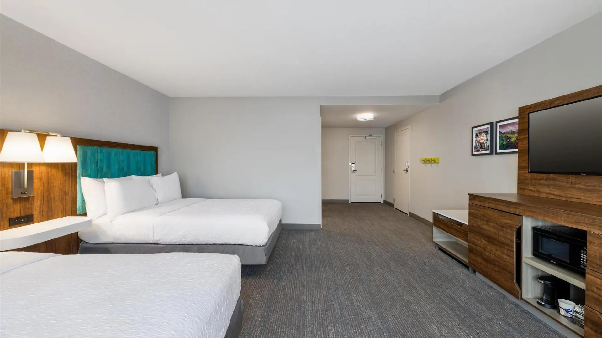 Hampton Inn Las Vegas/North Speedway 3*,